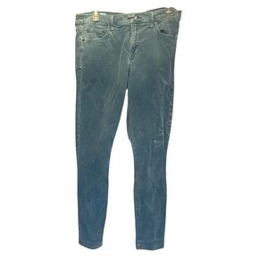 GAP 1969. Green Cord True Skinny Jeans Denim Style. Size 32R.